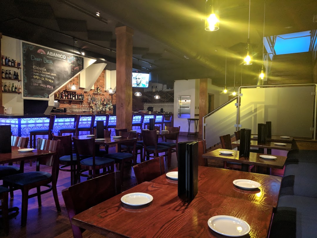 Abanico Tapas Bar, Restaurant & Music