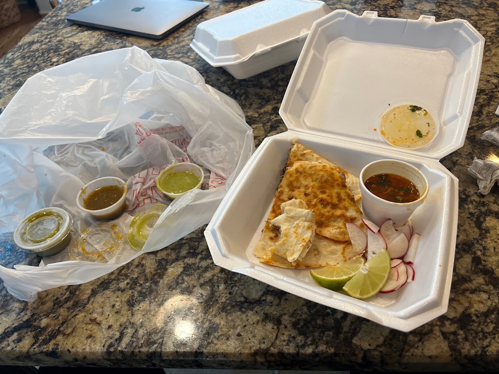 El Rojo Taco Street LLC 38654