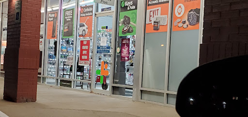 Car Battery Store «Batteries Plus Bulbs», reviews and photos, 8041 Watson Rd, Webster Groves, MO 63119, USA