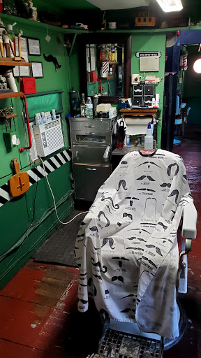 Barber Shop «Mc Cordsville Barber Shop», reviews and photos, 7745 N 600 W, McCordsville, IN 46055, USA