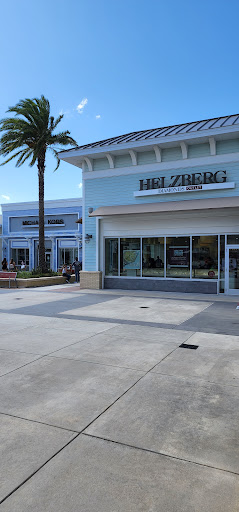 Shopping Mall «Tampa Premium Outlets», reviews and photos, 2300 Grand Cypress Dr, Lutz, FL 33559, USA