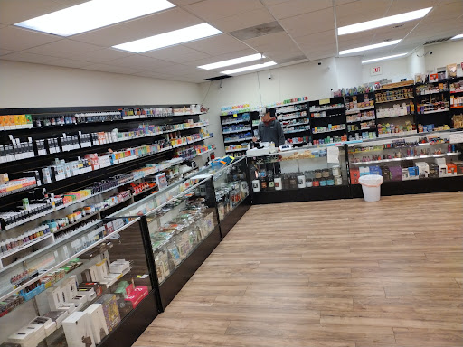 Tobacco Shop «Seaside Smoke and Vape shop», reviews and photos, 575 S Roosevelt Dr b, Seaside, OR 97138, USA