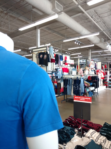 Clothing Store «Old Navy», reviews and photos, 36698 Bayside Outlet Dr, Rehoboth Beach, DE 19971, USA