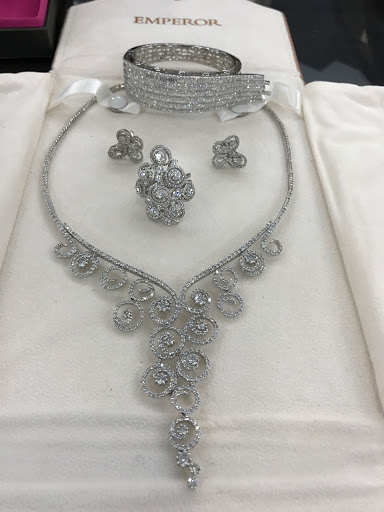 Jewelry Store «Crown Diamond Jewelers», reviews and photos, 9409 US-19, Port Richey, FL 34668, USA