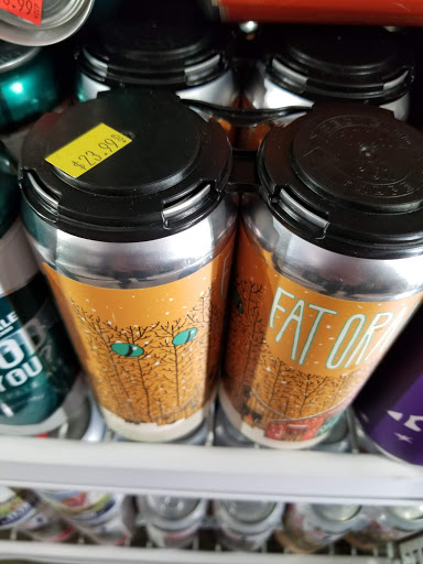 Liquor Store «Super Phipps Liquors», reviews and photos, 485 E Main St, Westfield, MA 01085, USA