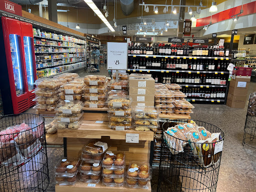 Grocery Store «Whole Foods Market», reviews and photos, 1555 W Lane Ave, Upper Arlington, OH 43221, USA