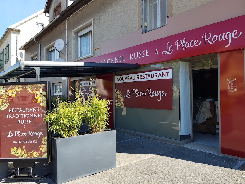 La Place Rouge à Lure (Haute-Saône 70)