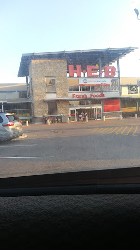 Grocery Store «H-E-B Grocery», reviews and photos, 97 Oyster Creek Dr, Lake Jackson, TX 77566‑4622, USA
