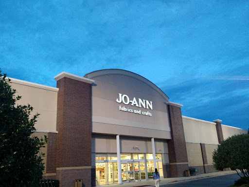 Fabric Store «Jo-Ann Fabrics and Crafts», reviews and photos, 965 North Point Dr, Alpharetta, GA 30022, USA