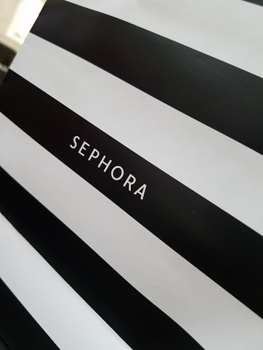 Cosmetics Store «SEPHORA», reviews and photos, 639 E Shaw Ave, Fresno, CA 93710, USA