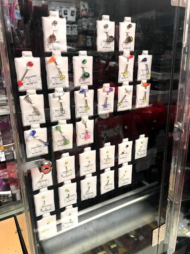 Gift Shop «Gold Stars Gift Store», reviews and photos, 484 Lonsdale Ave, Pawtucket, RI 02860, USA