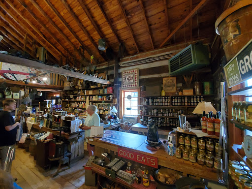 Gift Shop «Hitching Post Gifts & Old Str», reviews and photos, 15894 US-68, Benton, KY 42025, USA