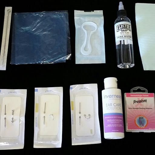 Tattoo Shop «UnderGround-Ink Tattoo Gallery», reviews and photos, 2106 W Gentry Pkwy, Tyler, TX 75702, USA