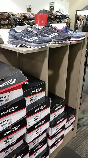 Shoe Store «DSW Designer Shoe Warehouse», reviews and photos, 4741 Ashford Dunwoody Rd, Dunwoody, GA 30338, USA