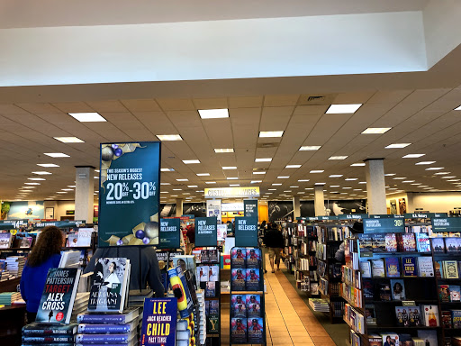 Barnes & Noble