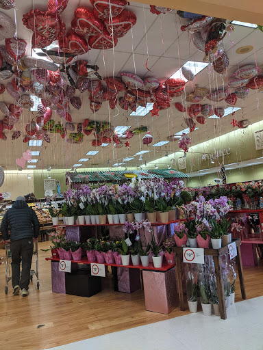 Grocery Store «Winn-Dixie», reviews and photos, 5400 Tchoupitoulas St, New Orleans, LA 70115, USA