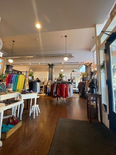 Consignment Shop «re•volve», reviews and photos, 103 SW 2nd St, Corvallis, OR 97333, USA