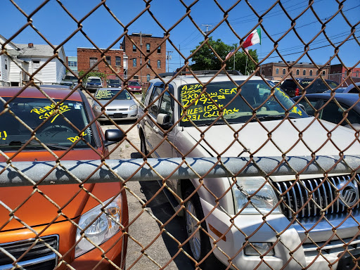 Auto Repair Shop «Hiawatha Used Cars & Auto Parts», reviews and photos, 1006 N State St, Syracuse, NY 13208, USA