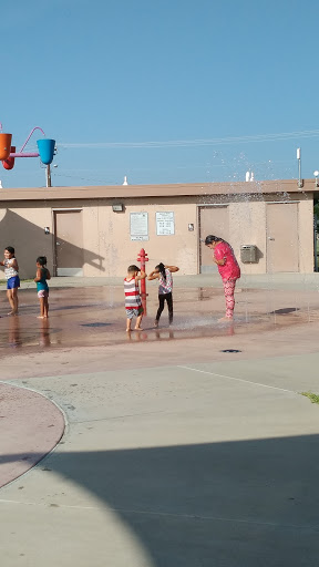 Water Park «Freddy Gonzalez Memorial Park Splash Playground», reviews and photos, 1402 S 18th Ave, Edinburg, TX 78539, USA