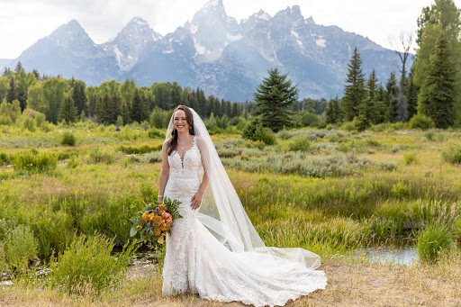 Boutique «Tie the Knot Bridal Boutique», reviews and photos, 844 S Military Ave, Green Bay, WI 54304, USA