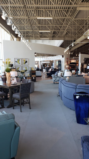 Furniture Store «Rooms To Go & Rooms To Go Kids Furniture Store - Montgomery», reviews and photos, 6810 Eastchase Pkwy Suite A, Montgomery, AL 36117, USA