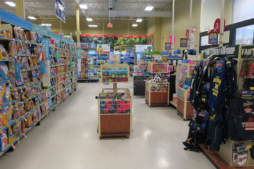 Pet Supply Store «PetSmart», reviews and photos, 8537 W Grand River Ave, Brighton, MI 48116, USA