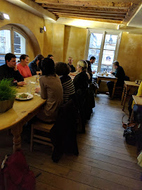 Atmosphère du Restaurant servant le petit-déjeuner Le Pain Quotidien à Paris - n°4