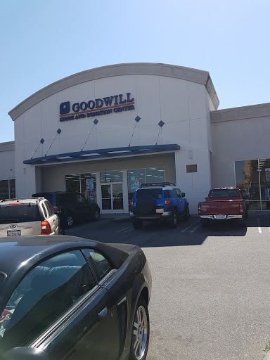 Store «Goodwill - Pasadena», reviews and photos, 183 N Altadena Dr, Pasadena, CA 91107, USA