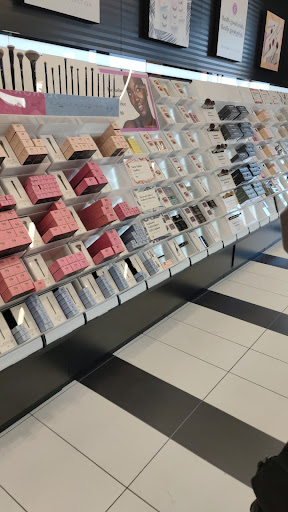 Cosmetics Store «SEPHORA», reviews and photos, 225 Summit Blvd #1100, Vestavia Hills, AL 35243, USA