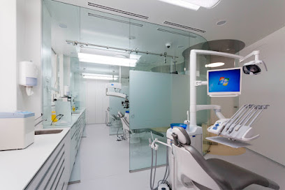 Información y opiniones sobre Centro Dental Dr. Juan Aguilera de San Fernando