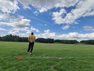 Photo n°10 de Aulnay Cricket Club à Aulnay-sous-Bois ()