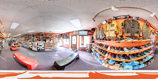Skateboard Shop «Funtastik Skate and Snowboard Shop», reviews and photos, 18 W Main St, Mechanicsburg, PA 17055, USA