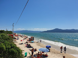 Photo de Praia De Daniela avec rivage droit, long