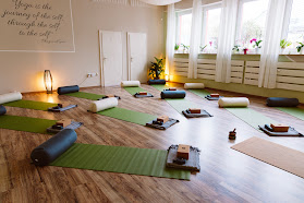 Niyama Yoga Studio by Petra Wolfrum