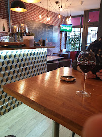 Atmosphère du Restaurant Ô DiVin - Bar & Brasserie / Bar à vin Tapas à Saint-Quentin - n°4