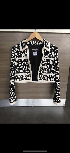 Dry Cleaner «Swiss the Greener Dry Cleaners», reviews and photos, 3030 Mockingbird Ln, Dallas, TX 75205, USA