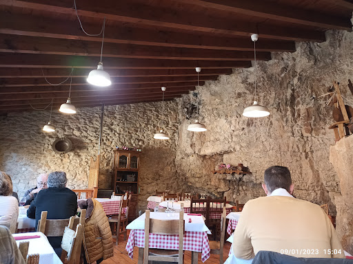 Taberna Terraza El Risco en Orbaneja del Castillo