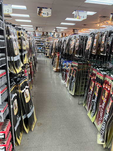 Cosmetics Store «Seven Dollar Beauty Supply», reviews and photos, 2211 S Beckley Ave # 101, Dallas, TX 75224, USA