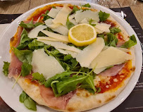 Plats et boissons du Pizzeria La Piazzeta à Mont-Saint-Martin - n°10