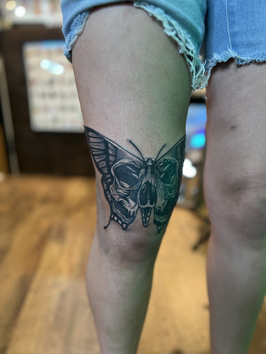 Explore buffalo ny tattoo ideas, creative tattoo ideas in Honolulu, available at Aloha Tattoo Waikiki Hilton Hawaiian Village Rainbow Bazaar