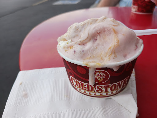 Ice Cream Shop «Cold Stone Creamery», reviews and photos, 17270 Saticoy St, Van Nuys, CA 91406, USA