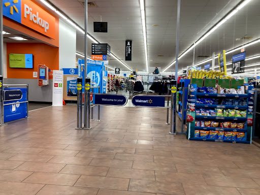 Discount Store «Walmart», reviews and photos, 235 Queen St, Southington, CT 06489, USA