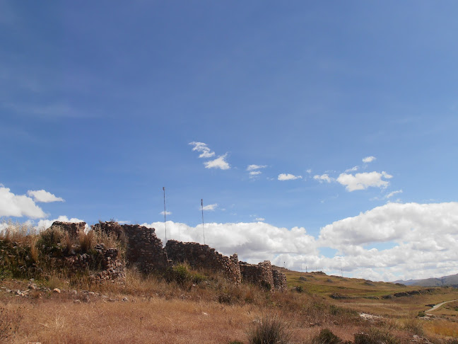 Restos Arqueológicos de Huancas II - Cerro Huancas - Jauja