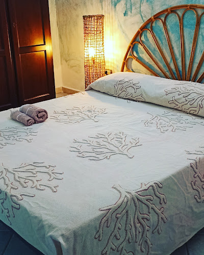 Suite Maya home holidays Posada Sardegna à Posada