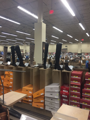 Shoe Store «DSW Designer Shoe Warehouse», reviews and photos, 720 Jefferson Rd, Rochester, NY 14623, USA