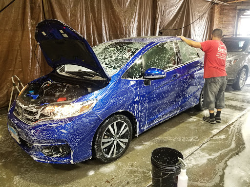 Car Wash «Elston Hand Car Wash, LLC», reviews and photos, 3068 N Elston Ave, Chicago, IL 60618, USA