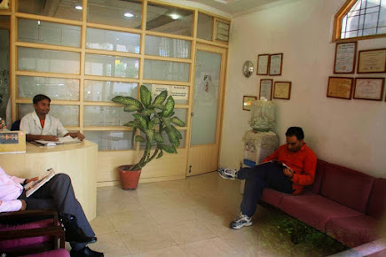 مركز الدكتور لالز لطب الأسنان - Dr Lalls' Dental Centre