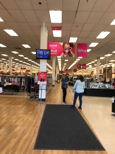 Department Store «T.J. Maxx», reviews and photos, 331 New Jersey 18, East Brunswick, NJ 08816, USA