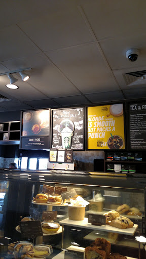 Coffee Shop «Starbucks», reviews and photos, 35 Airport Rd, Warwick, RI 02889, USA