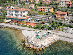 Brenzone sul Garda Beach'in fotoğrafı ve güzel manzarası